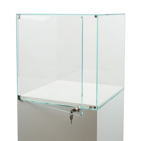 vitrine display