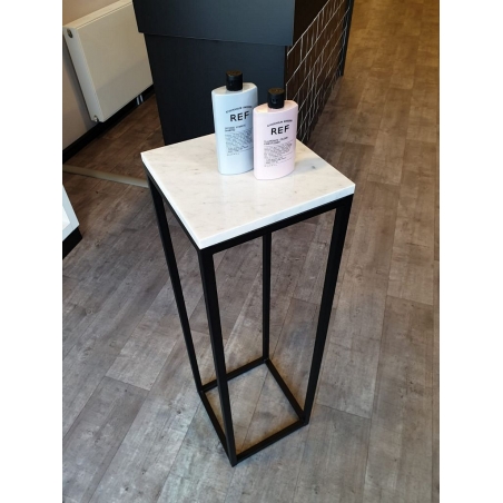 Socle industriel en acier