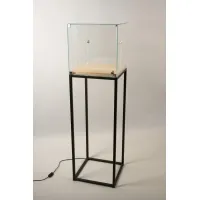 Socle industriel en acier