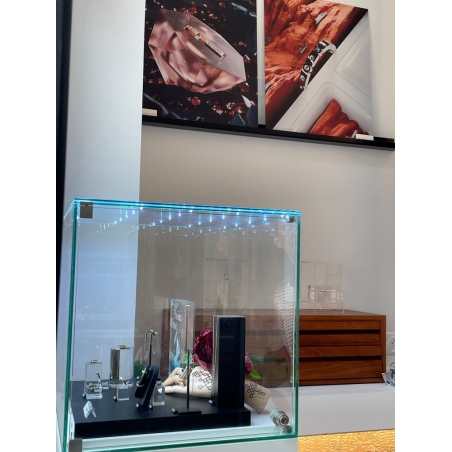 Vitrine en verre LED intégré