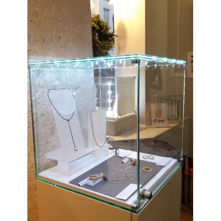Vitrine en verre LED intégré