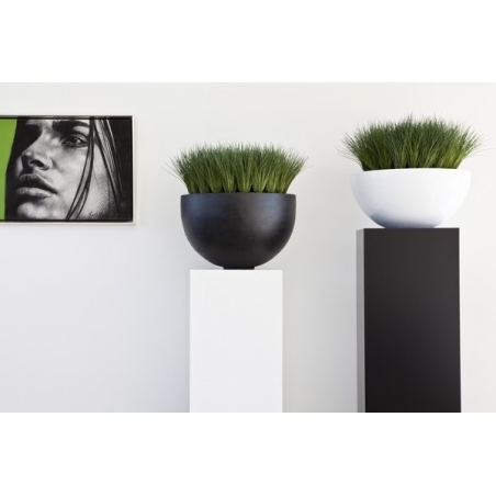 socle noir, 35 x 35 x 100 (lxLxh)