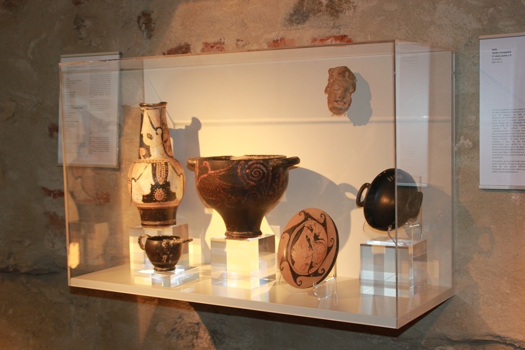 Vitrine murale